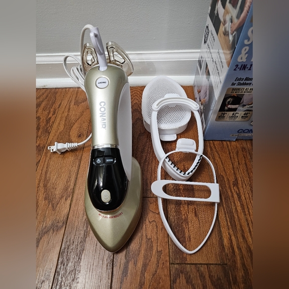 Conair Extreme Steam 2-in-1 Handheld Turbo Steamer Iron - Picture 8 of 8